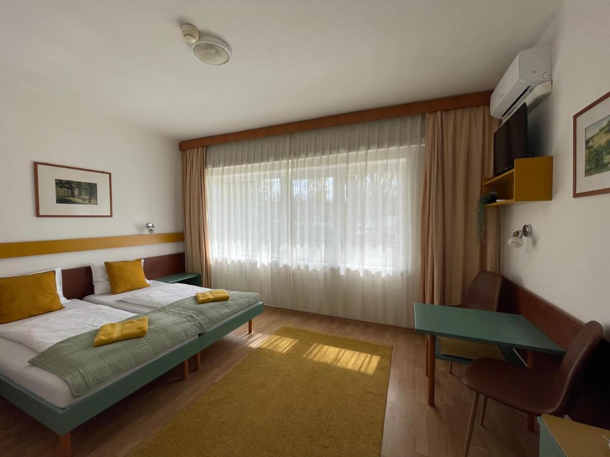 Hello Balcsi Apartmanhaz Tihany Exterior photo