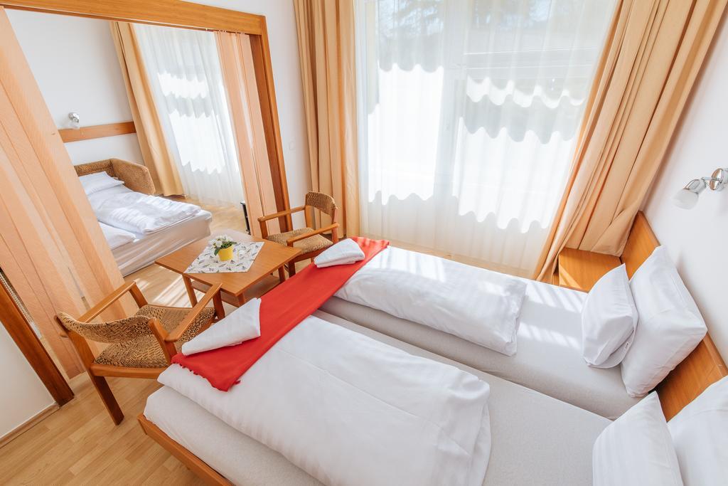 Hello Balcsi Apartmanhaz Tihany Exterior photo
