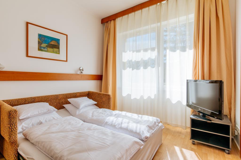 Hello Balcsi Apartmanhaz Tihany Exterior photo