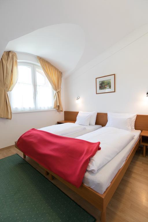 Hello Balcsi Apartmanhaz Tihany Exterior photo
